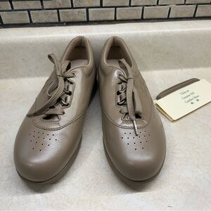 SAS Free Time Mocha Leather Comfort Walking Shoes~5ww New In Box Arch Support